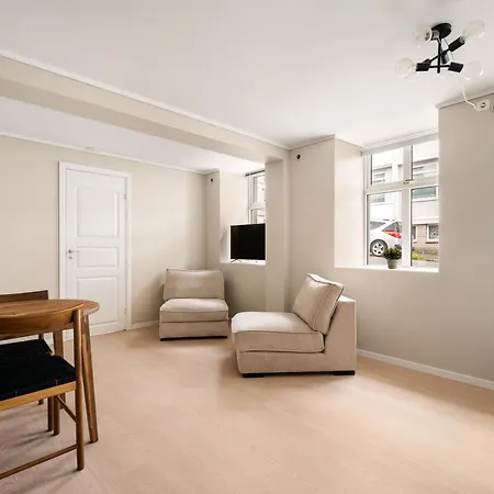 Apartman I Short Walk To Sights *