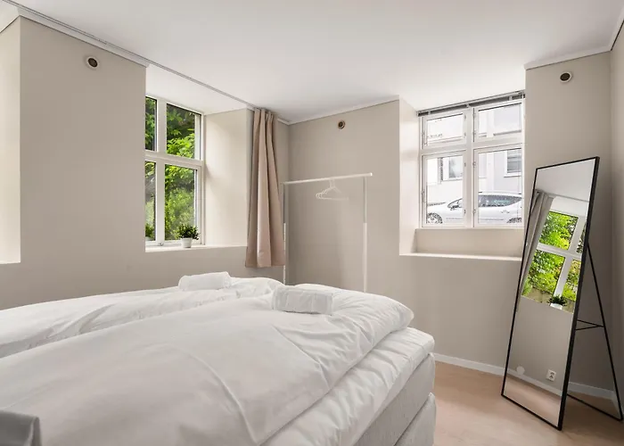 I Short Walk To Sights